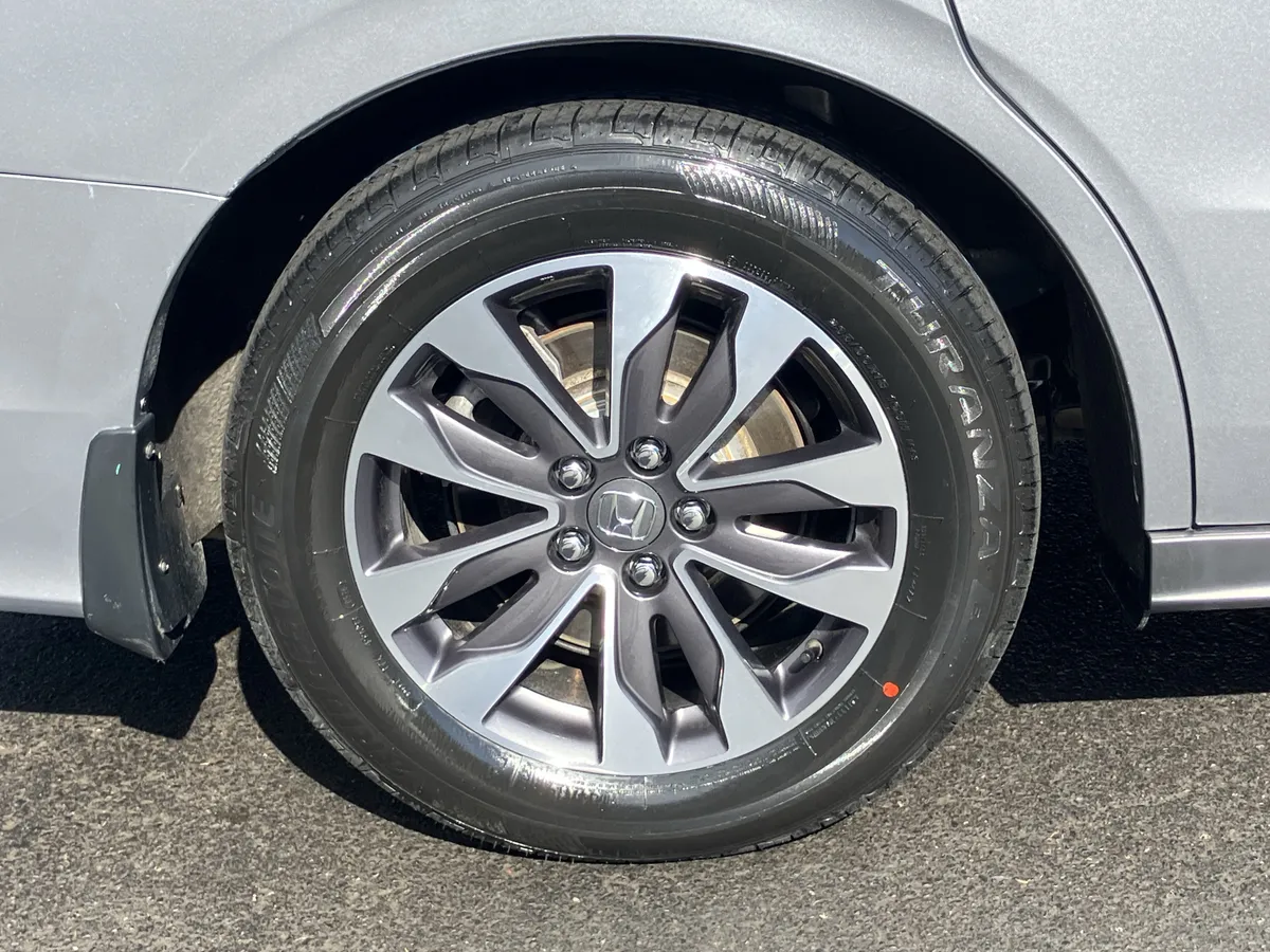 2024 Honda Odyssey EX-L Auto thumbnail 50