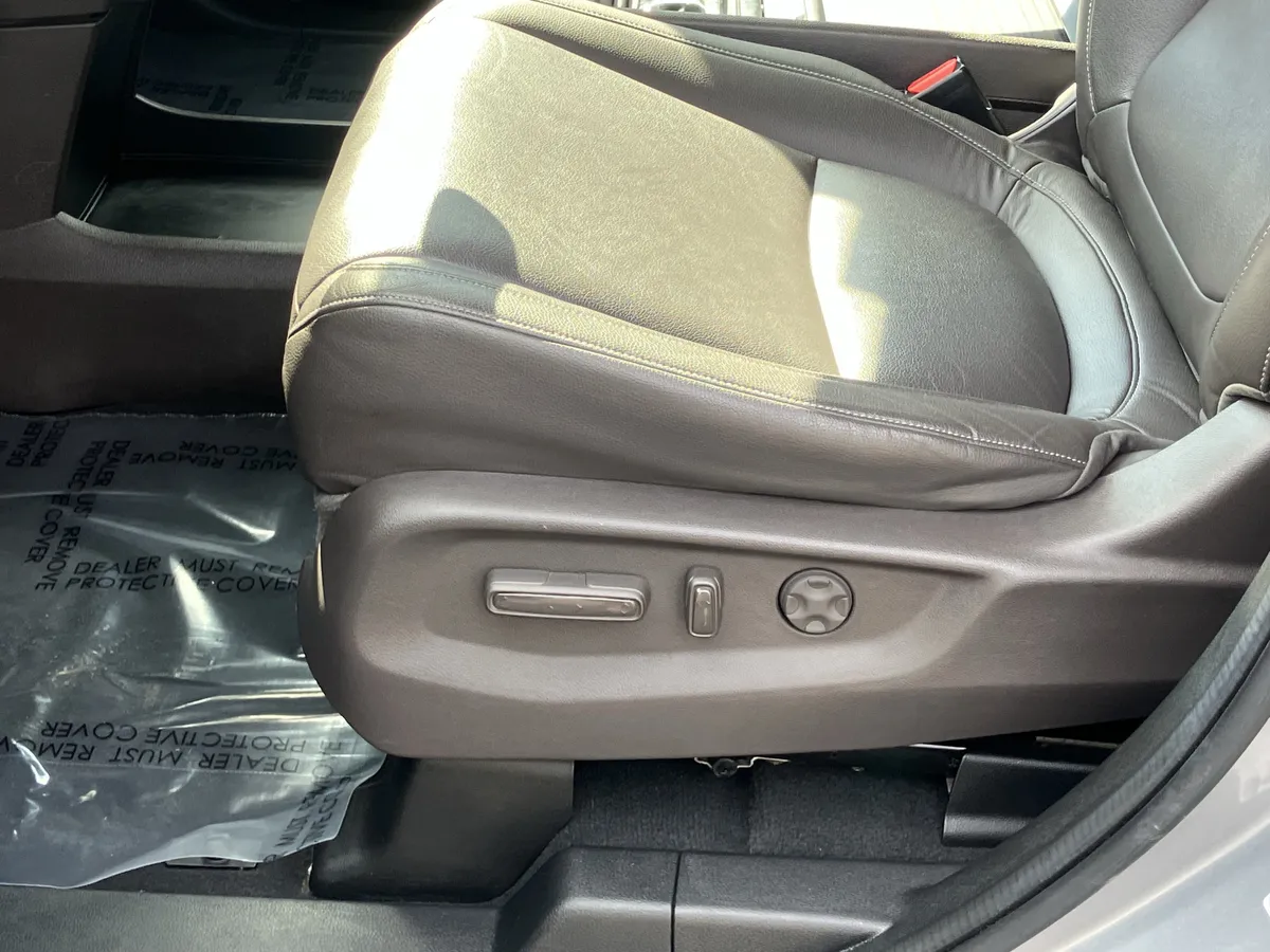 2024 Honda Odyssey EX-L Auto thumbnail 54