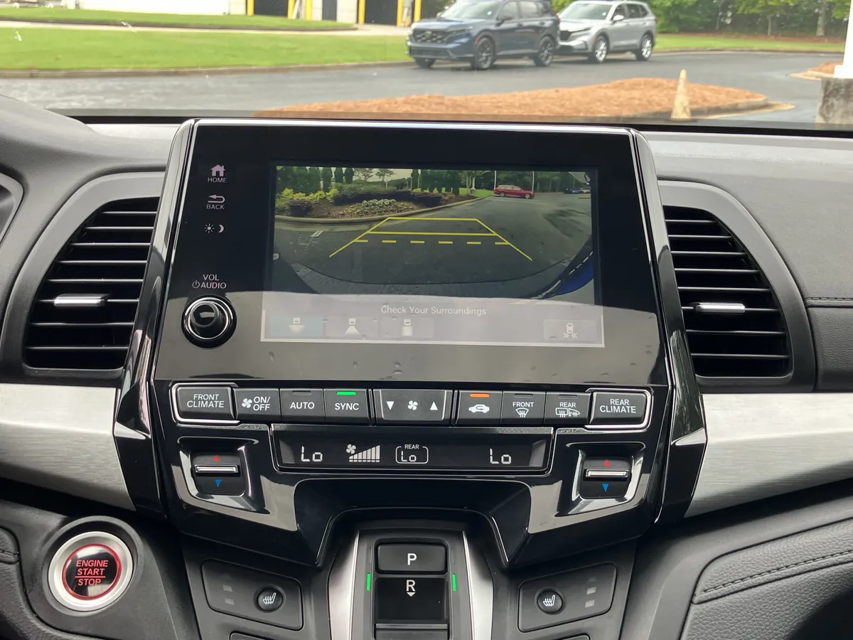 2024 Honda Odyssey EX-L Auto thumbnail 26