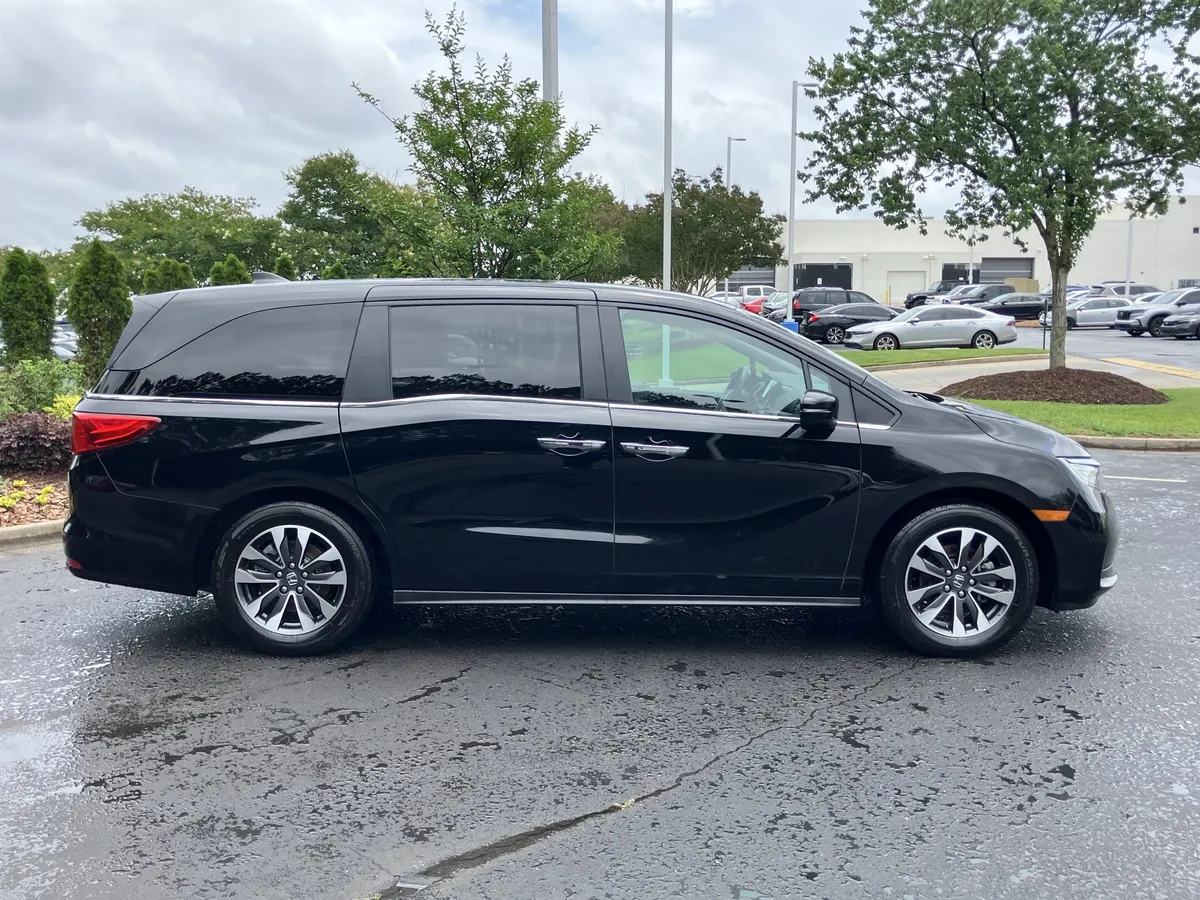 2024 Honda Odyssey EX-L Auto thumbnail 47