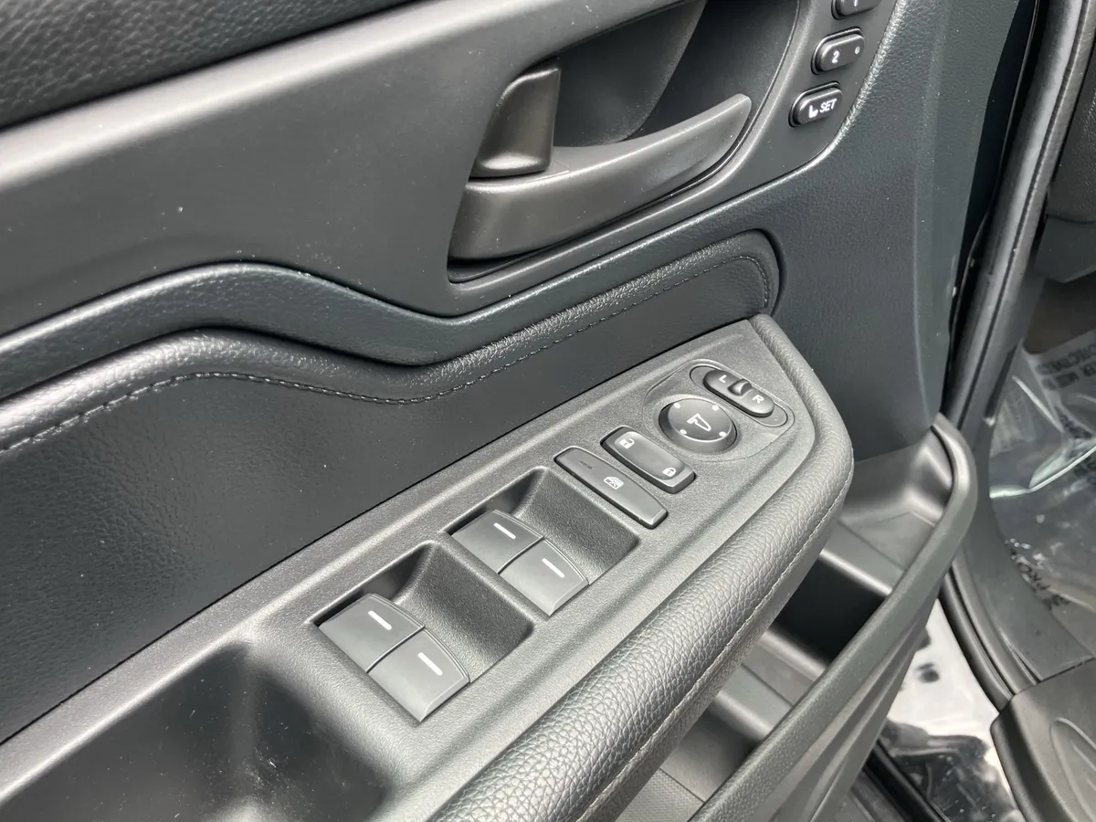 2024 Honda Odyssey EX-L Auto thumbnail 51