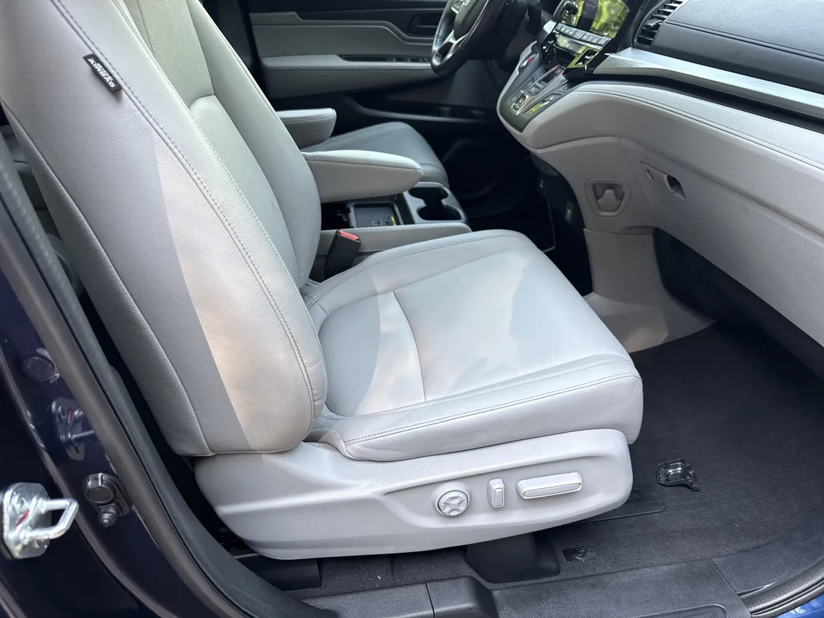 2024 Honda Odyssey EX-L thumbnail 13