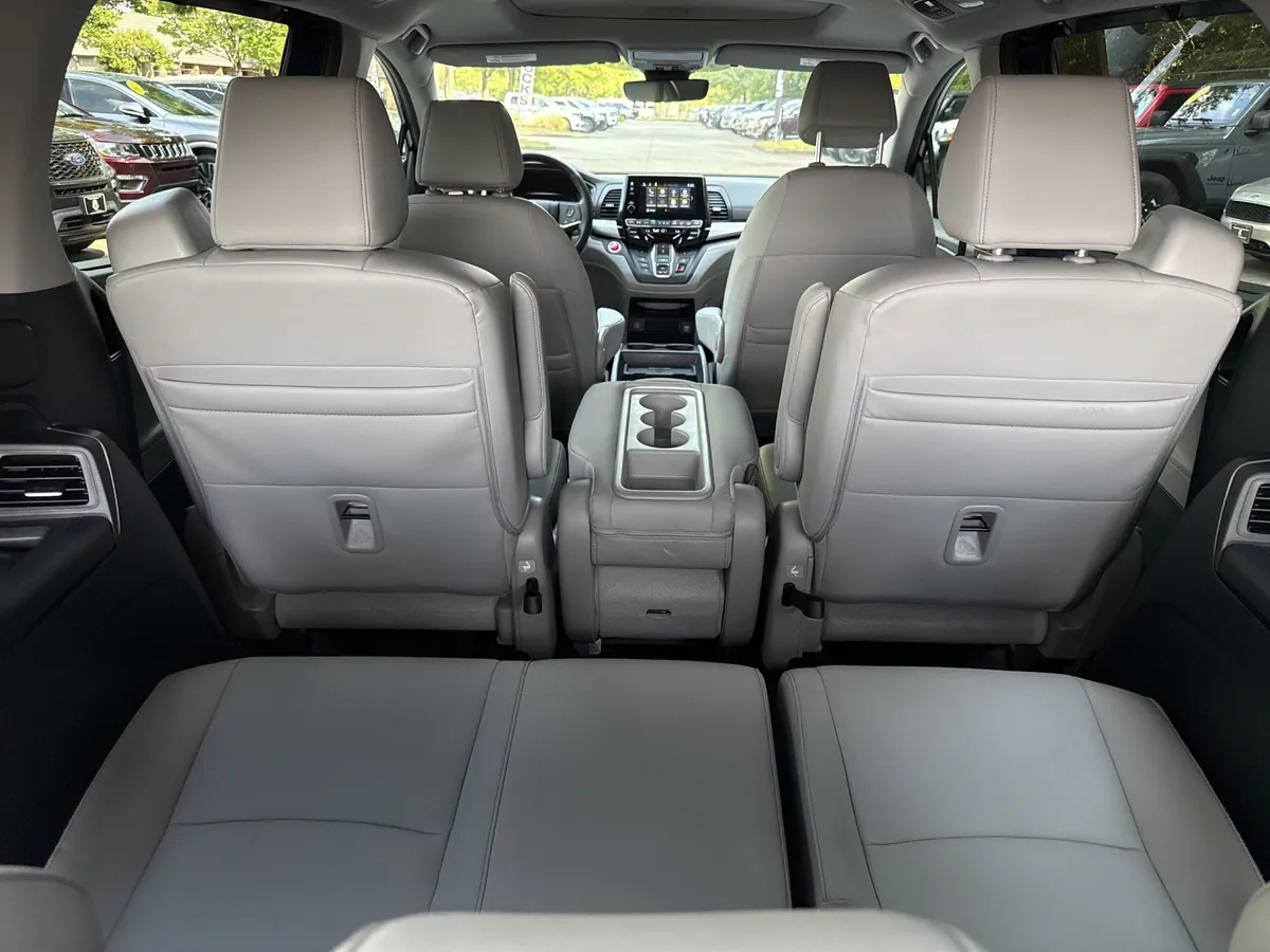 2024 Honda Odyssey EX-L thumbnail 18