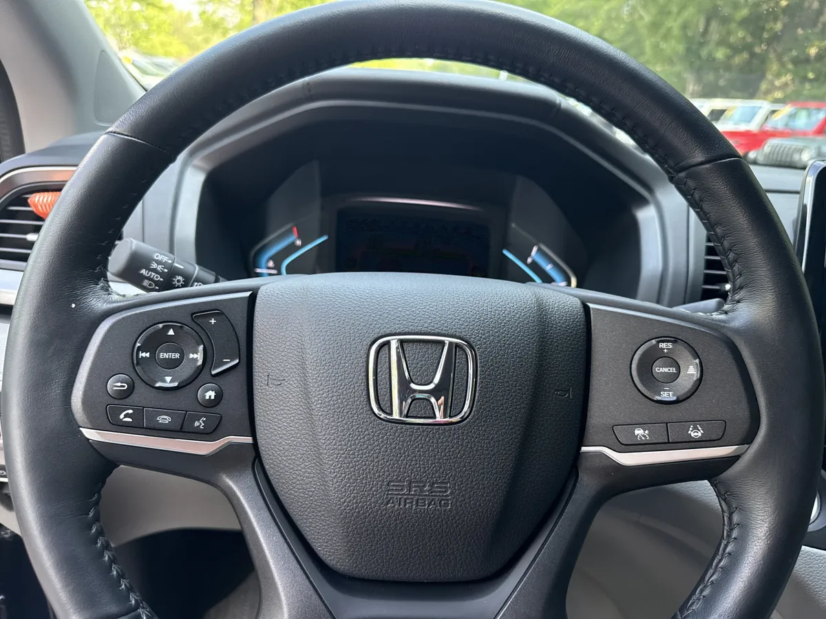 2024 Honda Odyssey EX-L thumbnail 23