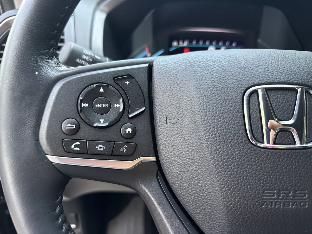 2024 Honda Odyssey EX-L thumbnail 24