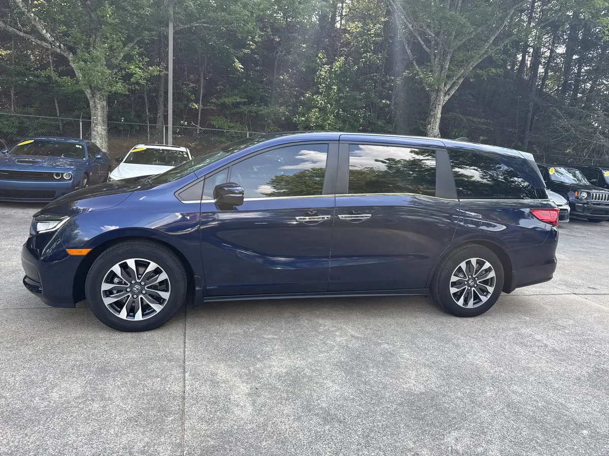 2024 Honda Odyssey EX-L thumbnail 4