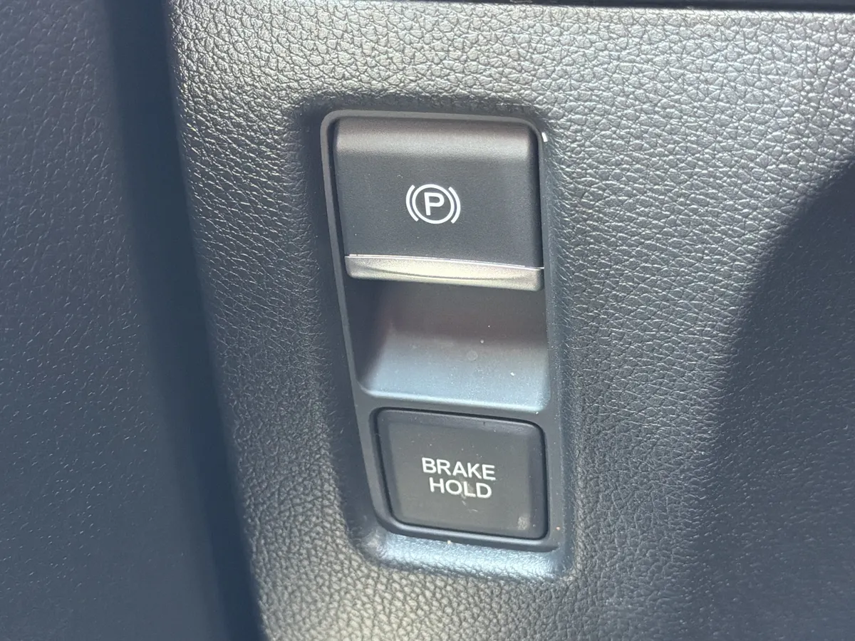 2024 Honda Odyssey Sport thumbnail 11
