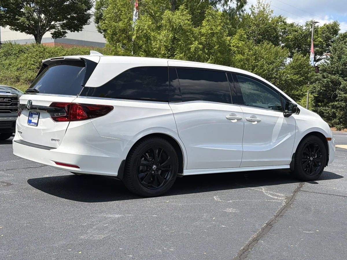 2024 Honda Odyssey Sport thumbnail 28