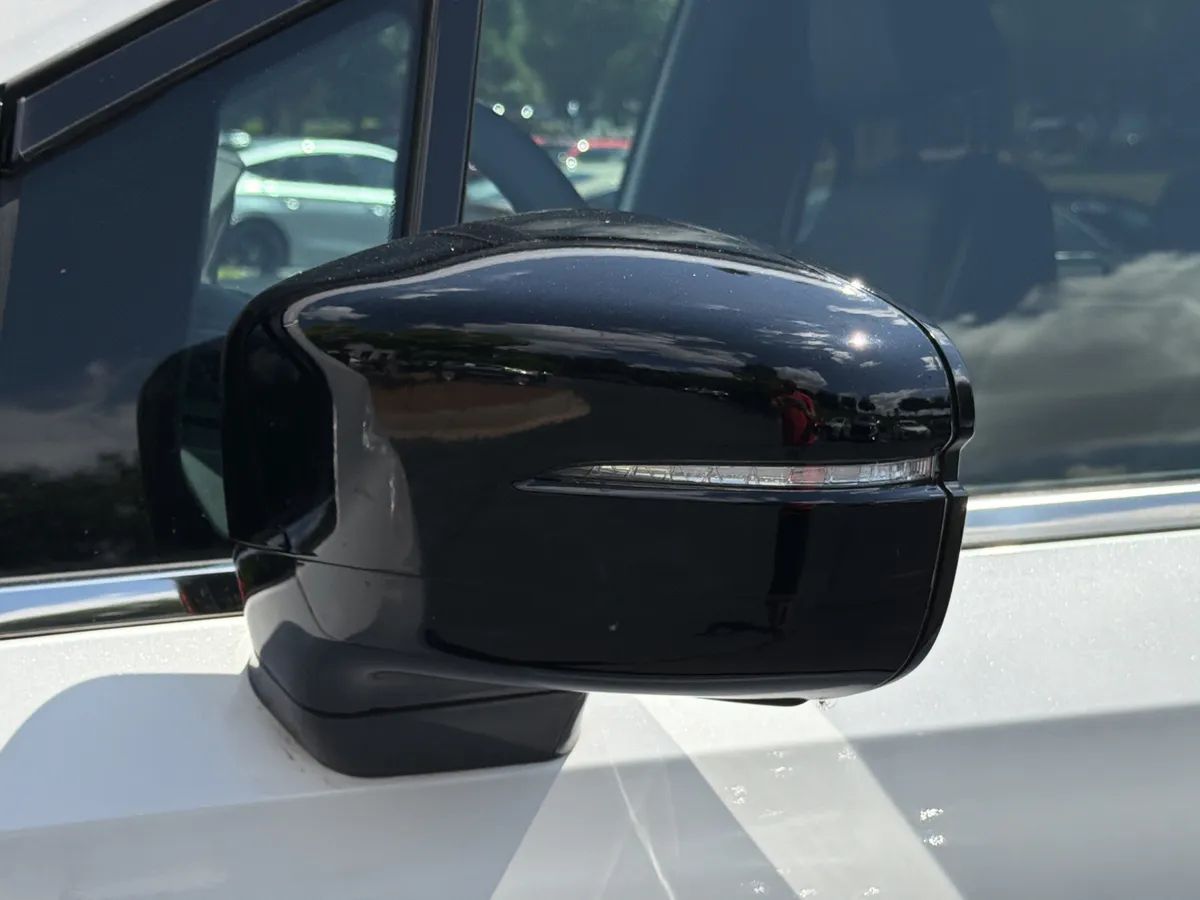 2024 Honda Odyssey Sport thumbnail 32