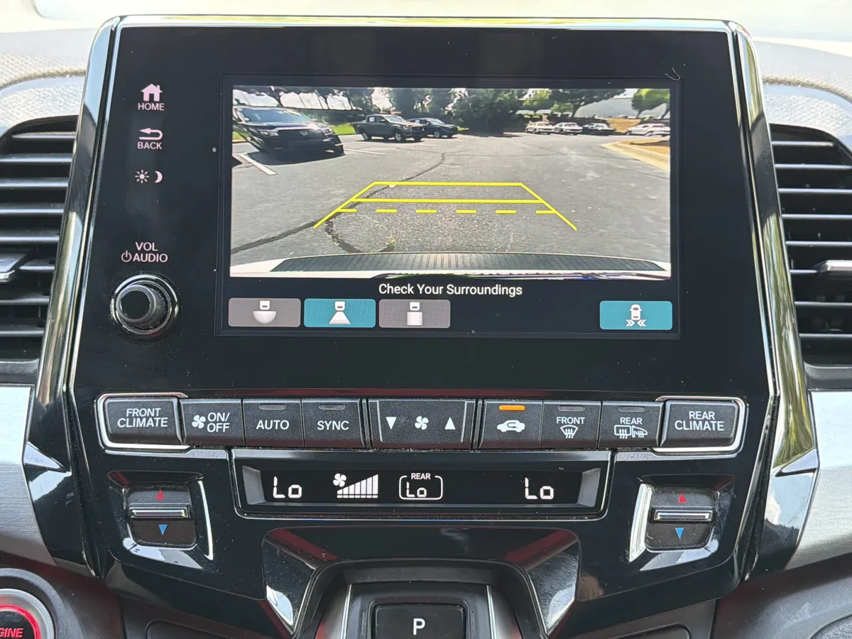 2024 Honda Odyssey Sport thumbnail 5
