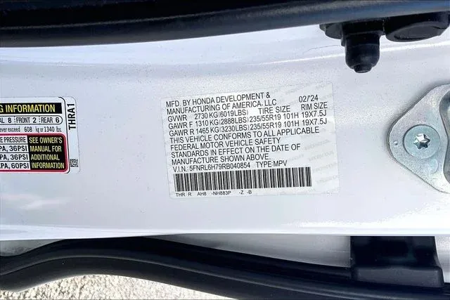 2024 Honda Odyssey Sport thumbnail 16