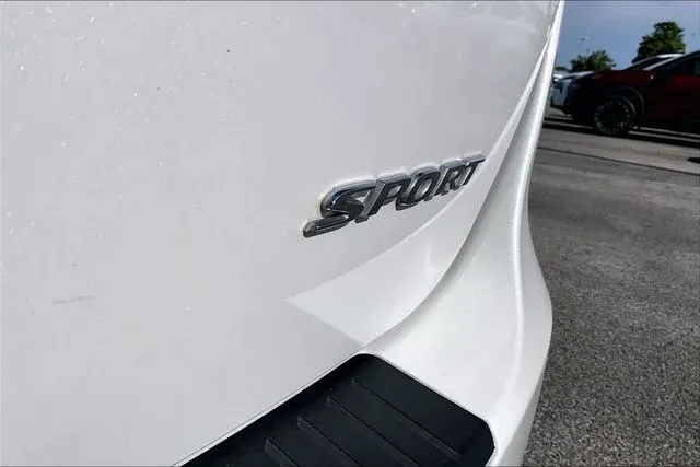 2024 Honda Odyssey Sport thumbnail 21