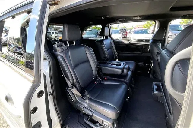 2024 Honda Odyssey Sport thumbnail 22