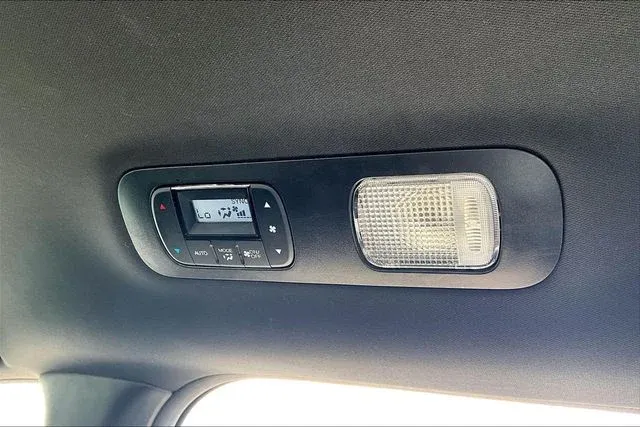 2024 Honda Odyssey Sport thumbnail 25