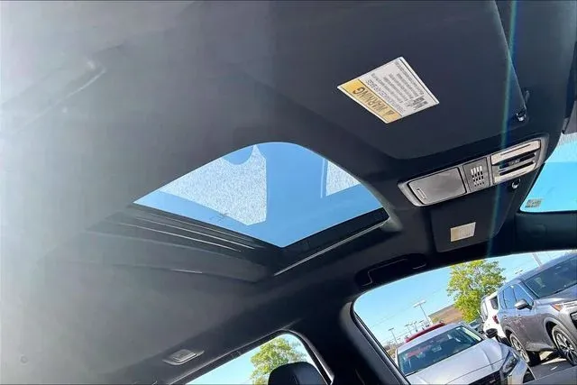 2024 Honda Odyssey Sport thumbnail 28
