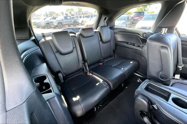 2024 Honda Odyssey Sport thumbnail 35
