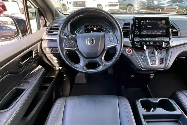 2024 Honda Odyssey Sport thumbnail 8