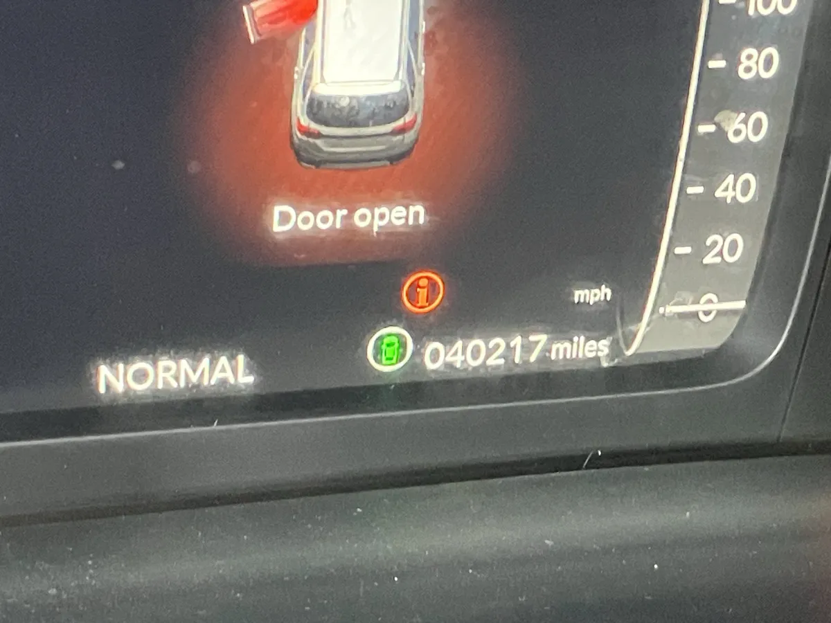 2024 Honda Pilot Elite AWD thumbnail 24