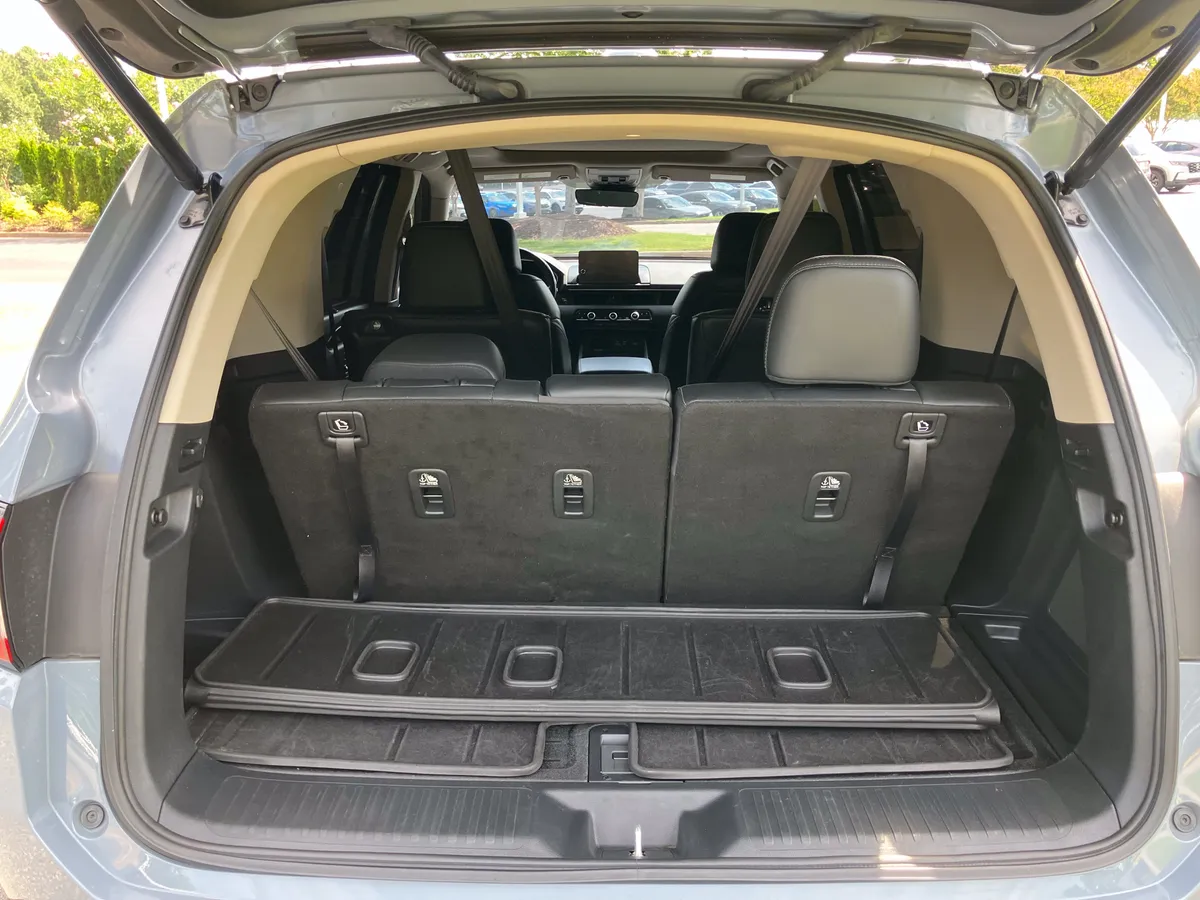 2024 Honda Pilot Elite AWD thumbnail 36