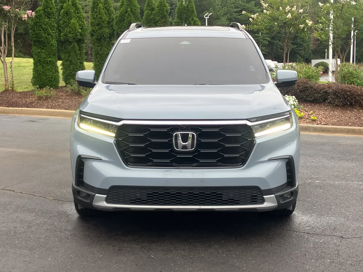 2024 Honda Pilot Elite AWD thumbnail 42