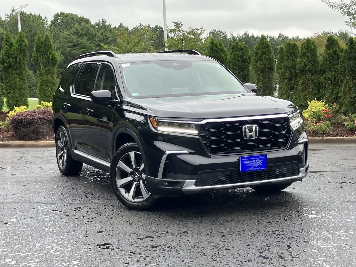 2024 Honda Pilot Elite AWD thumbnail 2