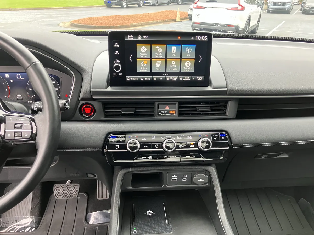2024 Honda Pilot Elite AWD thumbnail 24