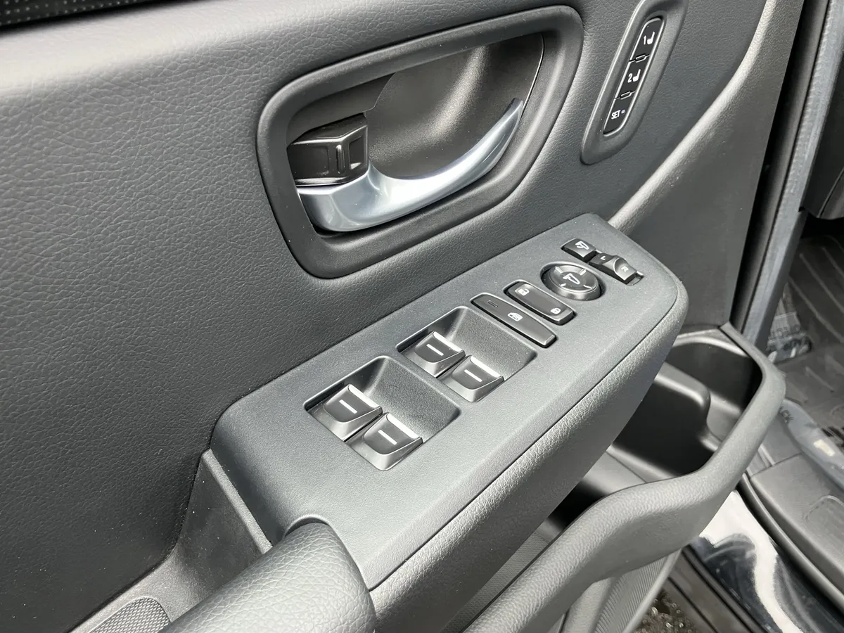 2024 Honda Pilot Elite AWD thumbnail 52