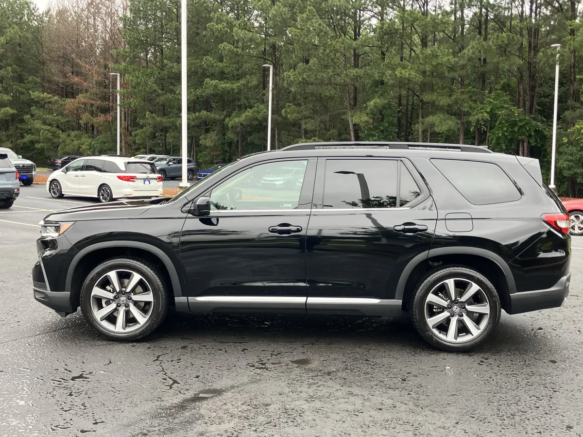 2024 Honda Pilot Elite AWD thumbnail 7
