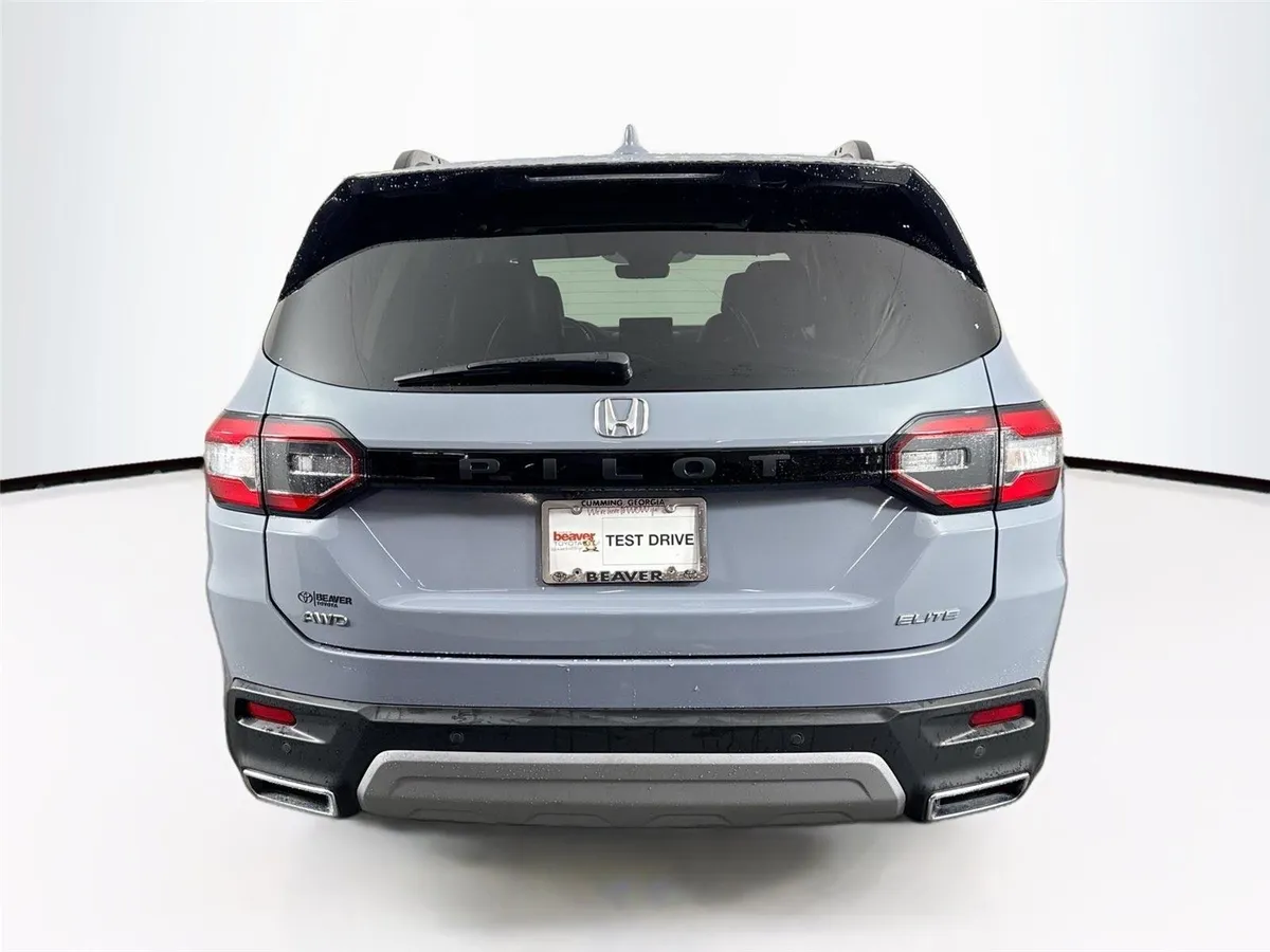 2024 Honda Pilot Elite thumbnail 13