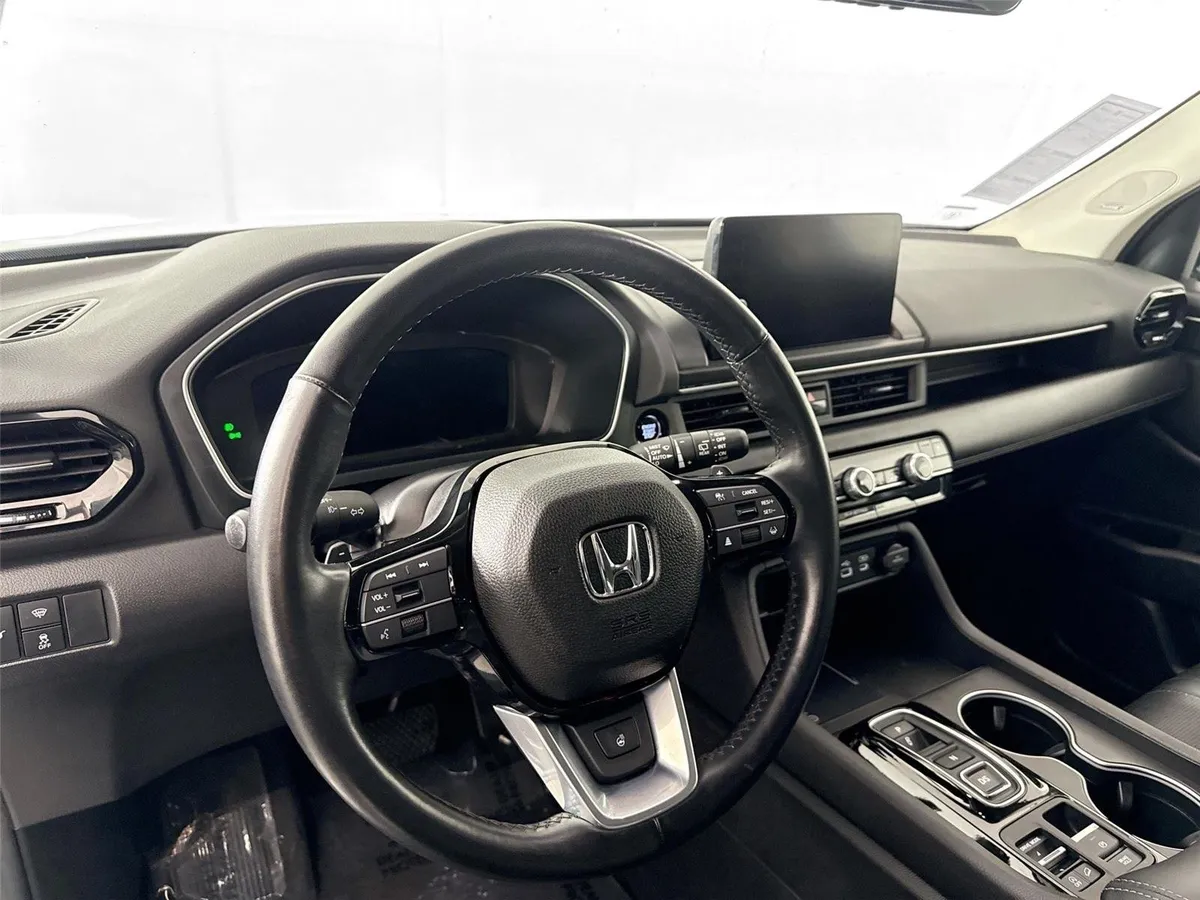 2024 Honda Pilot Elite thumbnail 4