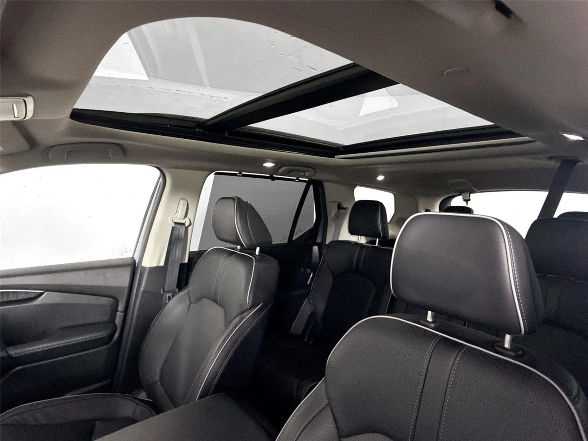 2024 Honda Pilot Elite thumbnail 6
