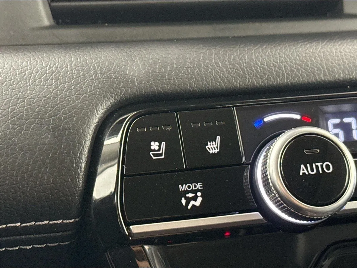 2024 Honda Pilot Elite thumbnail 8