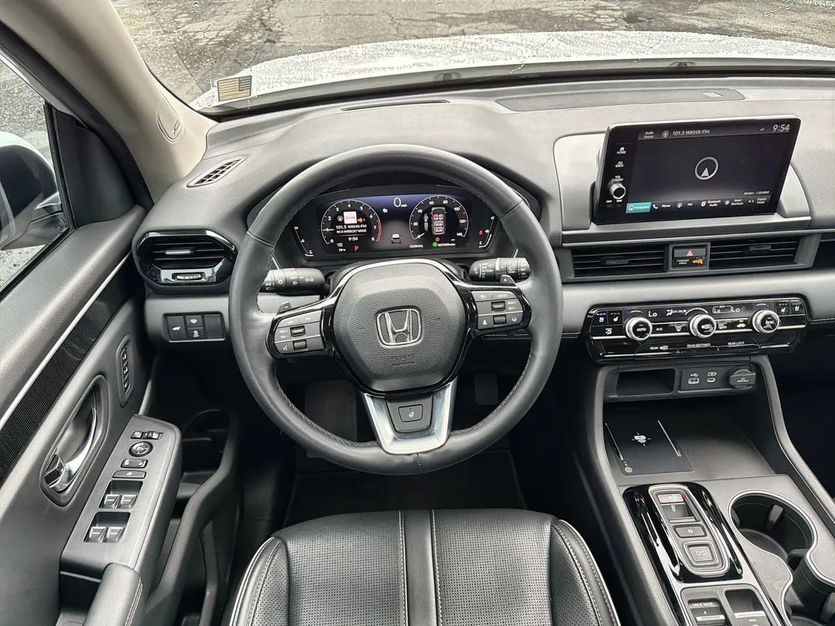 2024 Honda Pilot Elite thumbnail 10