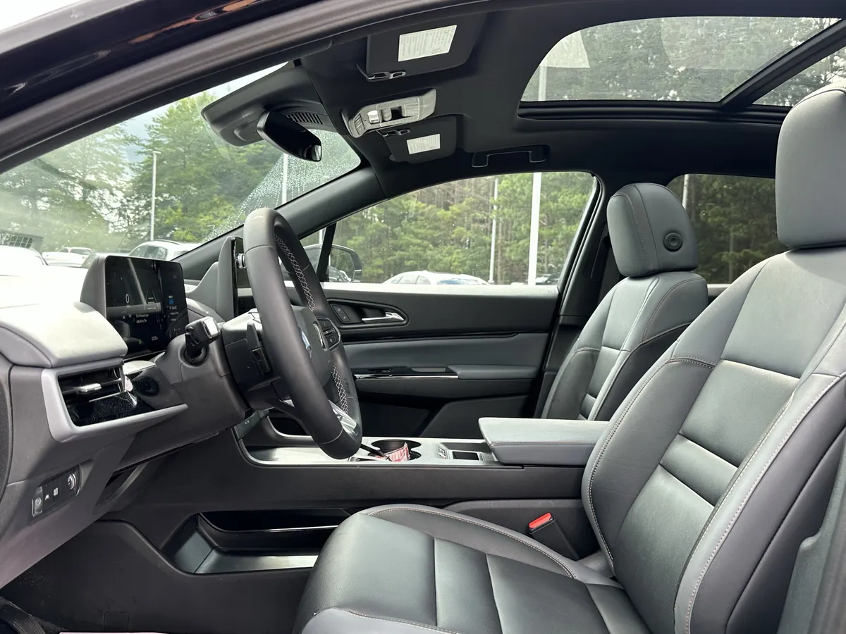 2024 Honda Prologue Touring AWD thumbnail 6