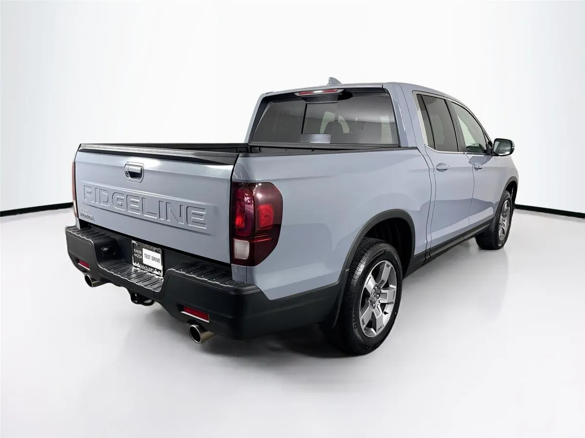 2024 Honda Ridgeline RTL thumbnail 2