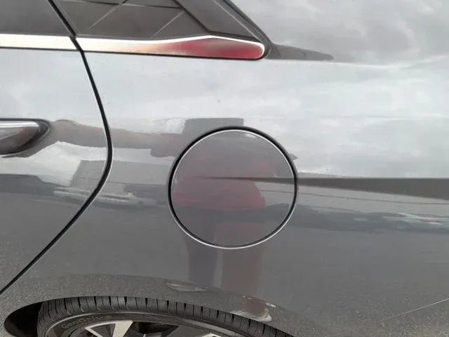 2024 Hyundai Elantra Limited thumbnail 15