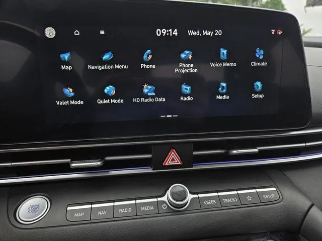2024 Hyundai Elantra SEL thumbnail 10