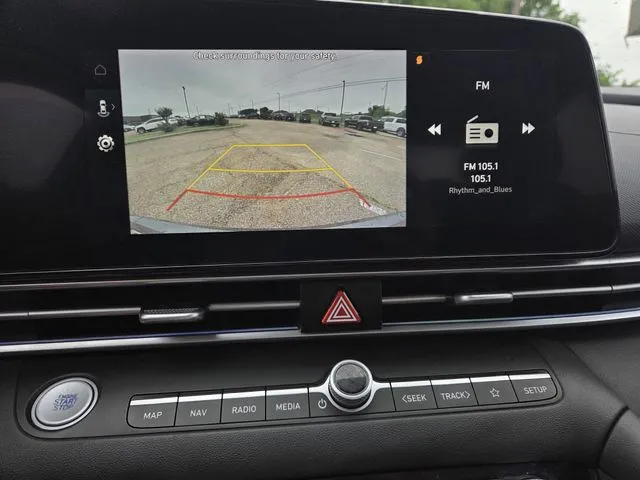 2024 Hyundai Elantra SEL thumbnail 12
