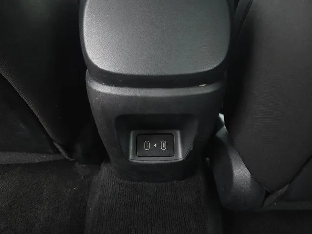 2024 Hyundai Elantra SEL thumbnail 20