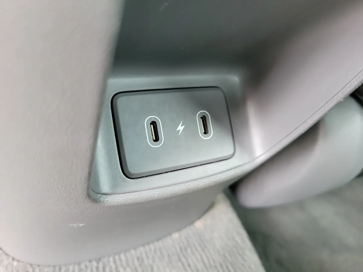 2024 Hyundai Elantra SEL thumbnail 13
