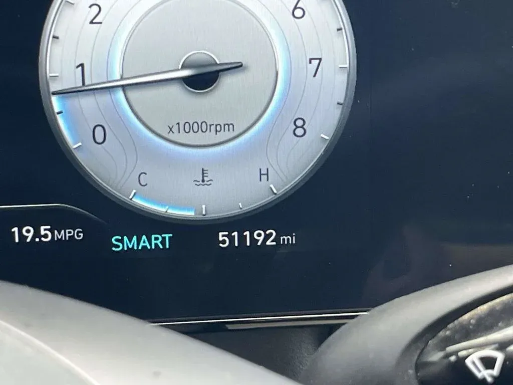 2024 Hyundai Elantra SEL thumbnail 18