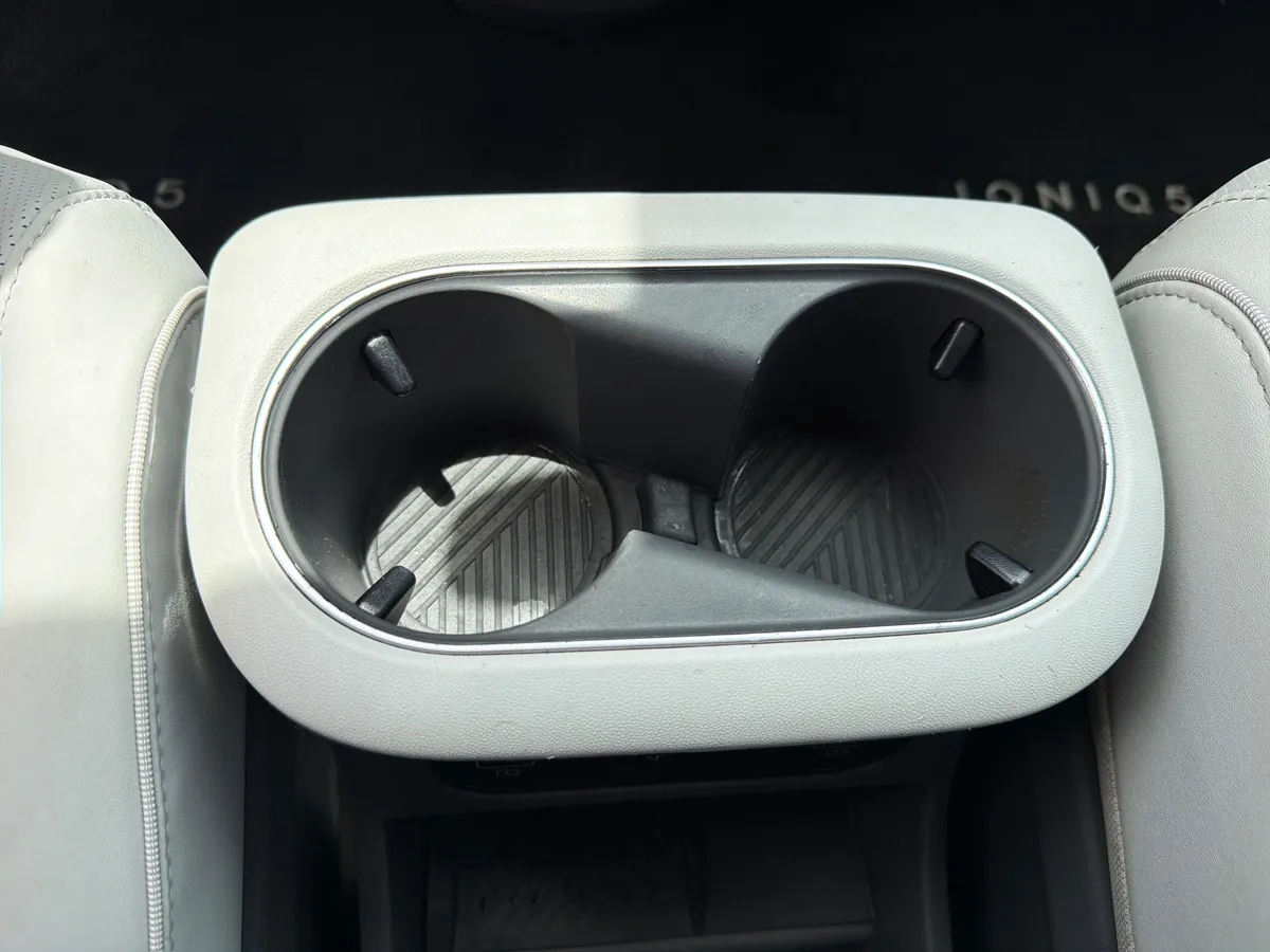 2024 Hyundai IONIQ 5 Limited thumbnail 12