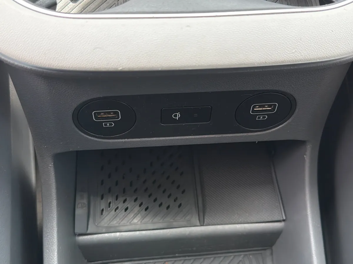 2024 Hyundai IONIQ 5 Limited thumbnail 13