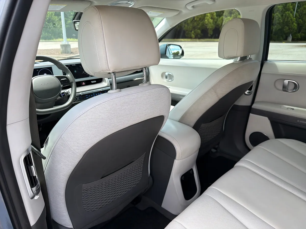2024 Hyundai IONIQ 5 Limited thumbnail 24