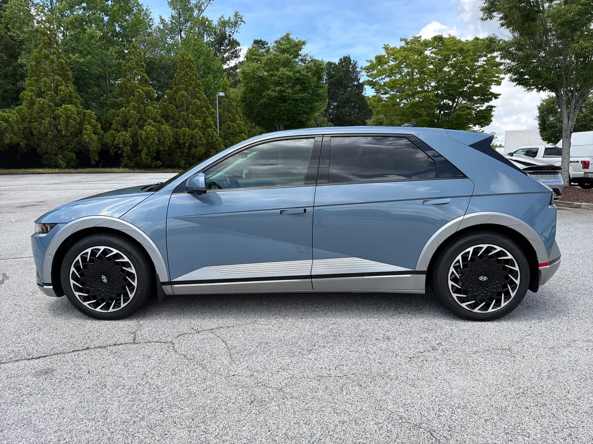 2024 Hyundai IONIQ 5 Limited thumbnail 26