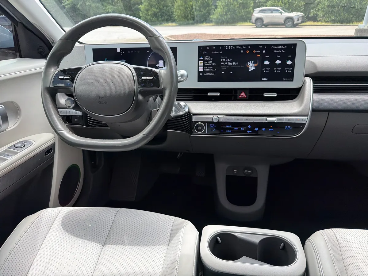 2024 Hyundai IONIQ 5 Limited thumbnail 3