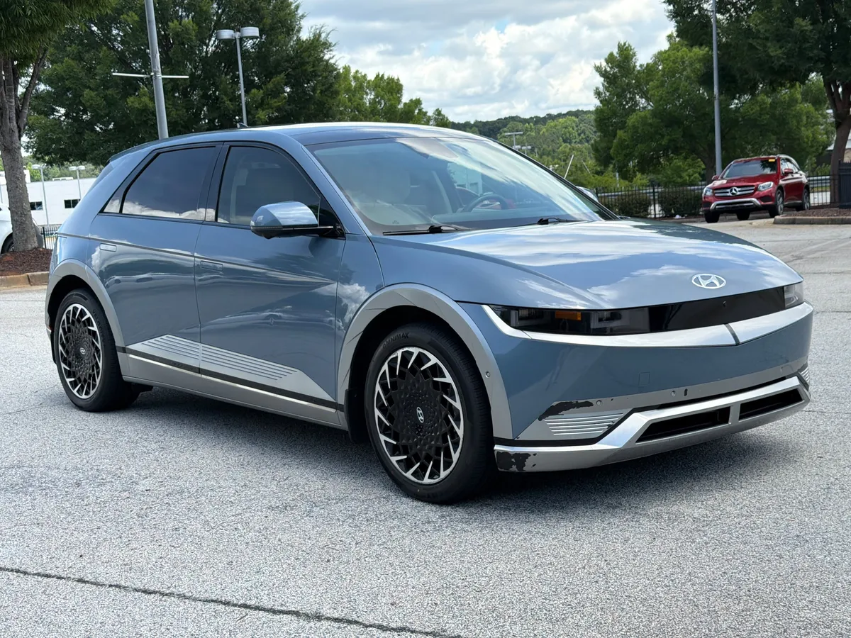 2024 Hyundai IONIQ 5 Limited thumbnail 33