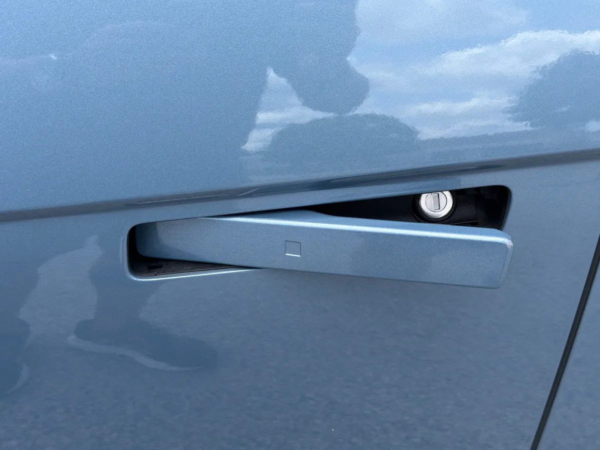 2024 Hyundai IONIQ 5 Limited thumbnail 37