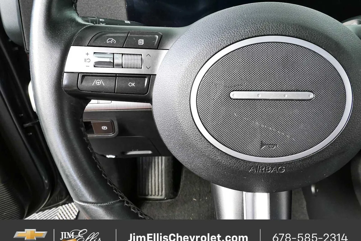 2024 Hyundai Kona SEL thumbnail 10