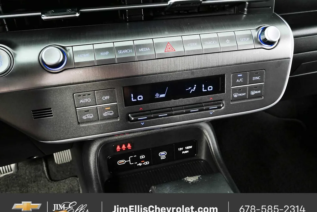 2024 Hyundai Kona SEL thumbnail 15